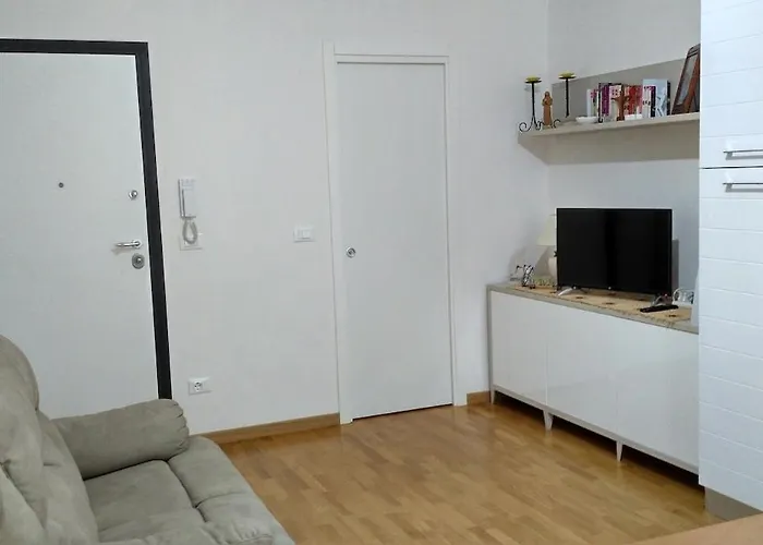 Cozy, Centrally Located In By The Parks Lägenhet